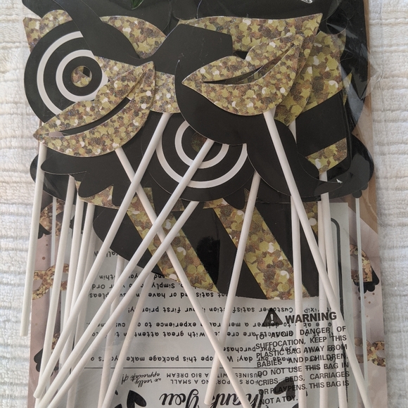 Party Photo Props, 16-Piece Set - Picture 5 of 5